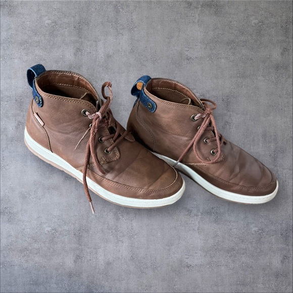 G.H. Bass Brown Chukka Boots Atwater Mid Top Lace-Up - Picture 2 of 14